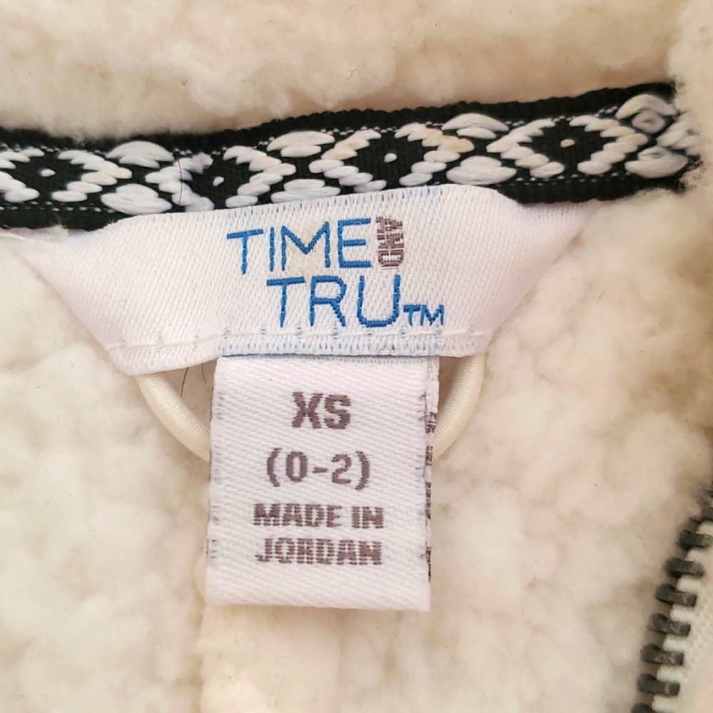 Pullover Sweater With Pockets - image 2